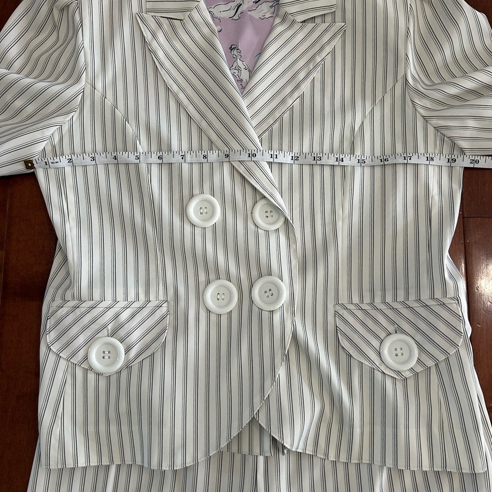 Vintage 90’s Gabriella Skye White & Black Striped Women's Pantsuit Size 10 - Picture 7 of 16